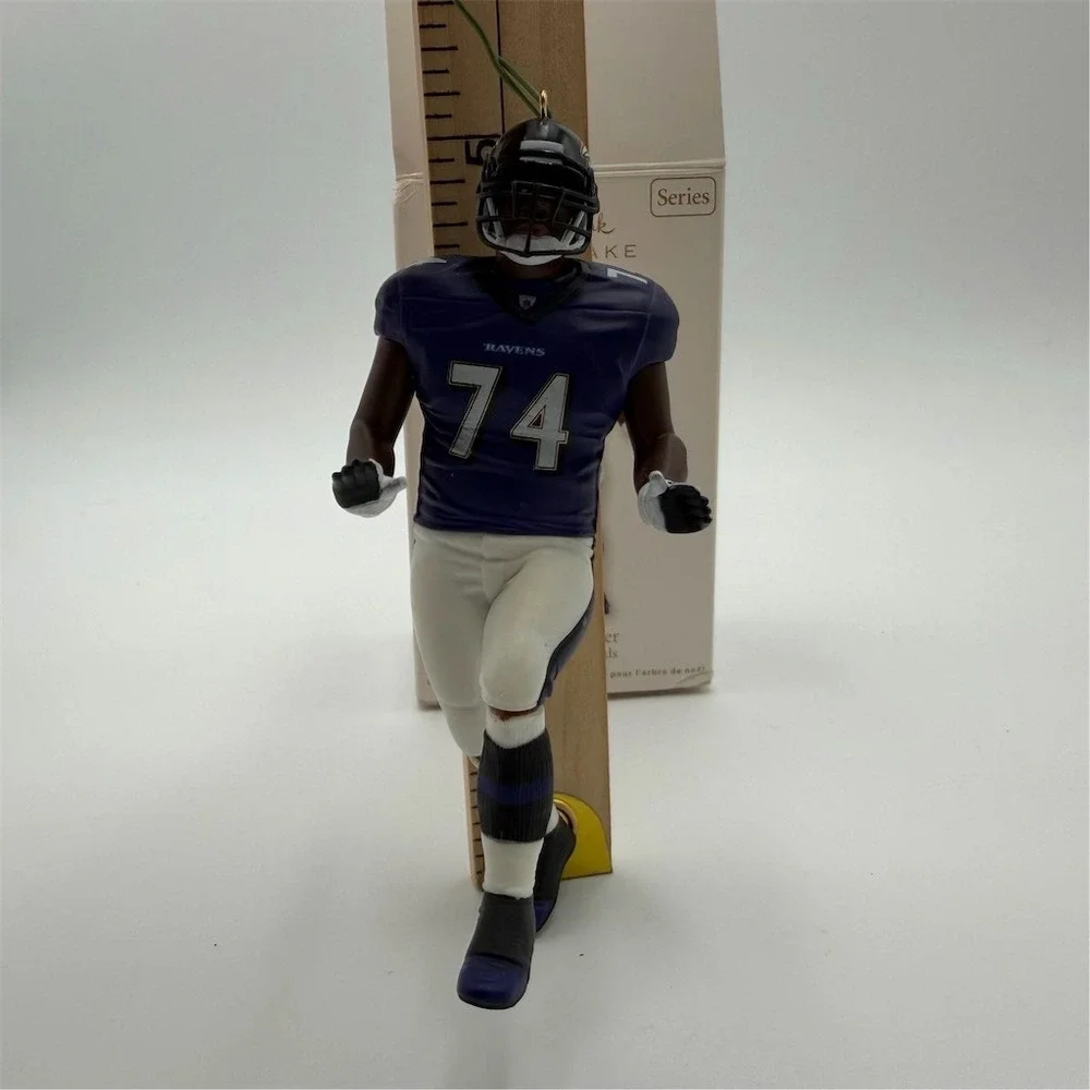 Hallmark Keepsake NFL Legends Michael Oher Baltimore Ravens‎ Ornament w/